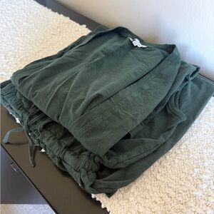 Baltic Born Janae Dark Green Travel Lounge Set